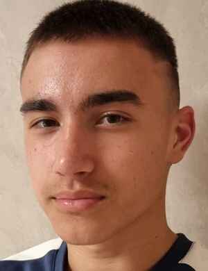 Adriano rizvic profil resmi