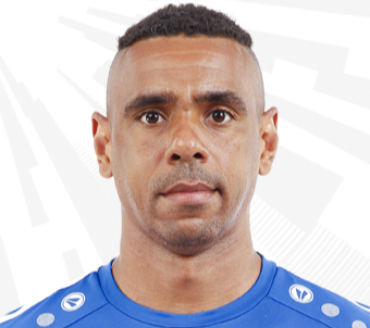 อเดสโซเย โอเยโวเล 