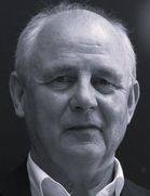 Bernd Hölzenbein photo