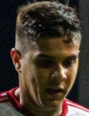 K. Smith profil resmi