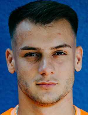 Adel Sino profil resmi