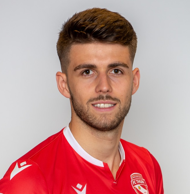 尼古拉斯·亨澤爾