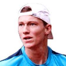 Mischa Lanz headshot