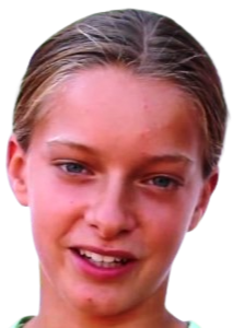 Ester Fesiuk headshot