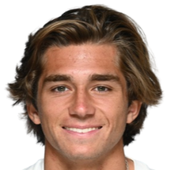 Alexander Razeghi headshot