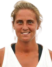 Pauline Deroulede headshot