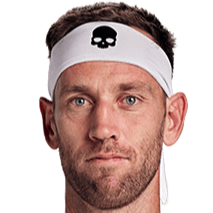 Michael Venus headshot