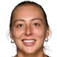 Tatum Evans headshot