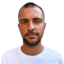 Razvan Baiant headshot