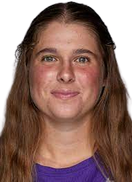 Anali Kocevar headshot