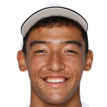 Bruno Kuzuhara headshot