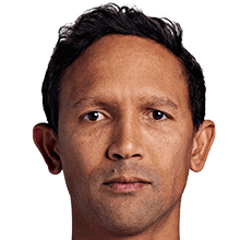 Raven Klaasen headshot