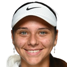 Alessandra Teodosescu headshot