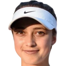 Oana Gavrila headshot