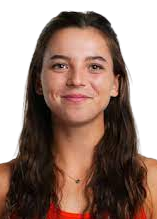 Adeline Flach headshot