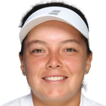 Lucciana Perez Alarcon headshot