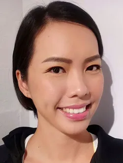 Sarah Pang headshot