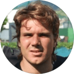 Carlos Boluda-Purkiss headshot