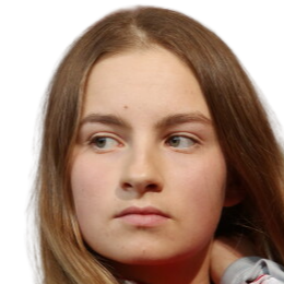 Daniela Vismane headshot