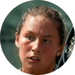 Charlotte Roemer headshot