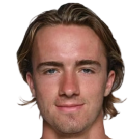 Lukas Neumayer headshot