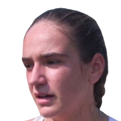 Karolina Vlckova headshot