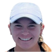 Emily Deming headshot