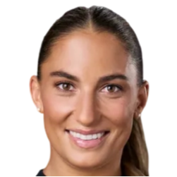 Panna Udvardy headshot